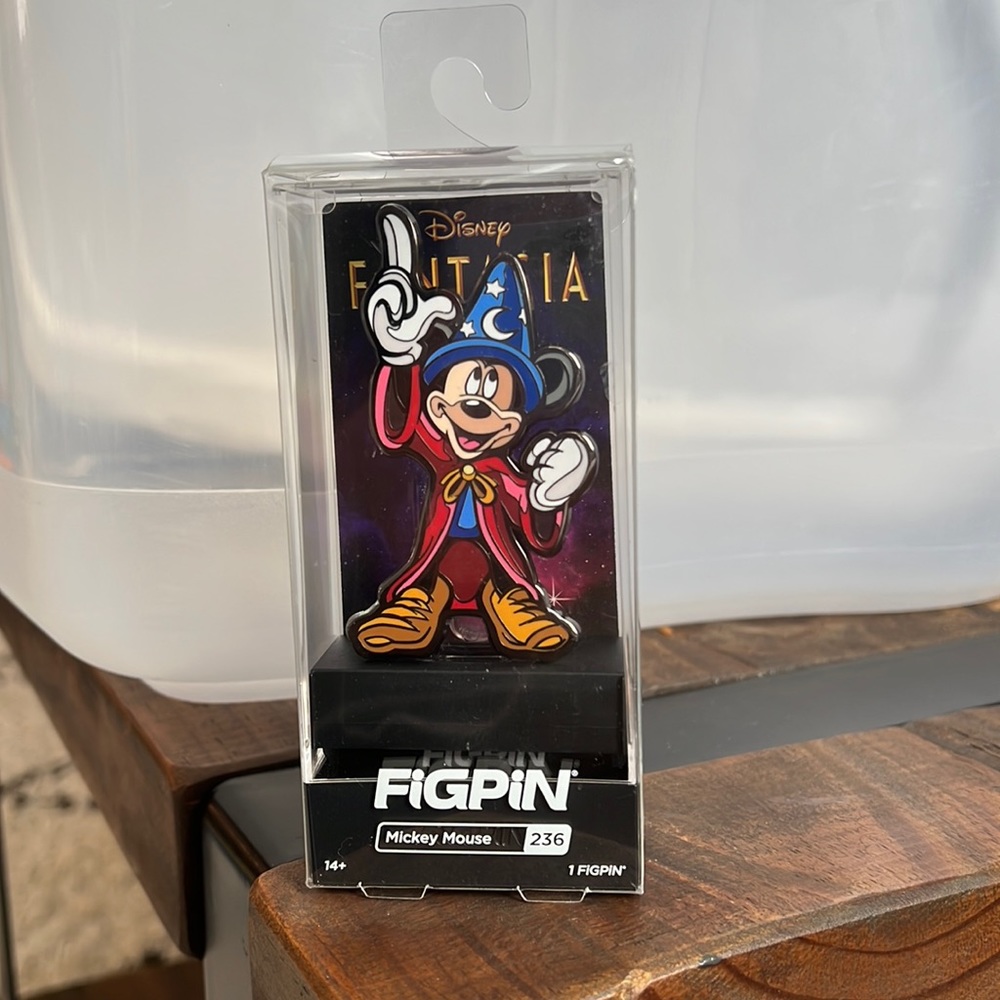 Disney figpin Mickey Mouse 236